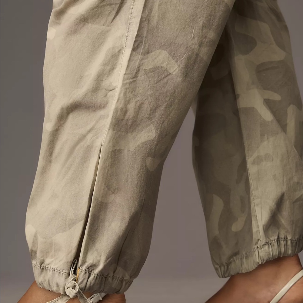 Anthropologie Light Tan Camo Cargo Joggers - Picture 6 of 8